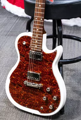 Godin Guitars - Radiator Electric Guitar - Trans Cream